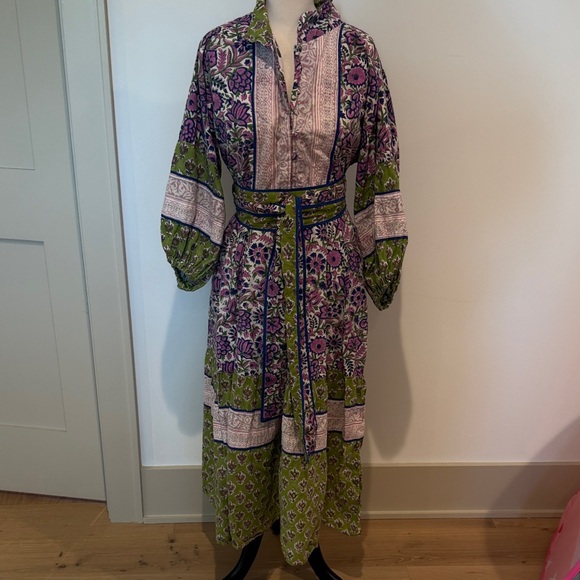 Sue Sartor Dresses & Skirts - Sue Sartor Floral Maxi Dress with Long Sleeves
